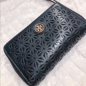 Tory Burch wallet- wristlet